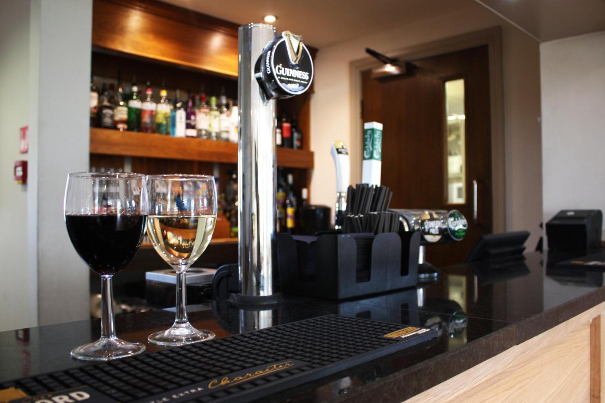 Stoneleigh Park Lodge Ashow Bagian luar foto