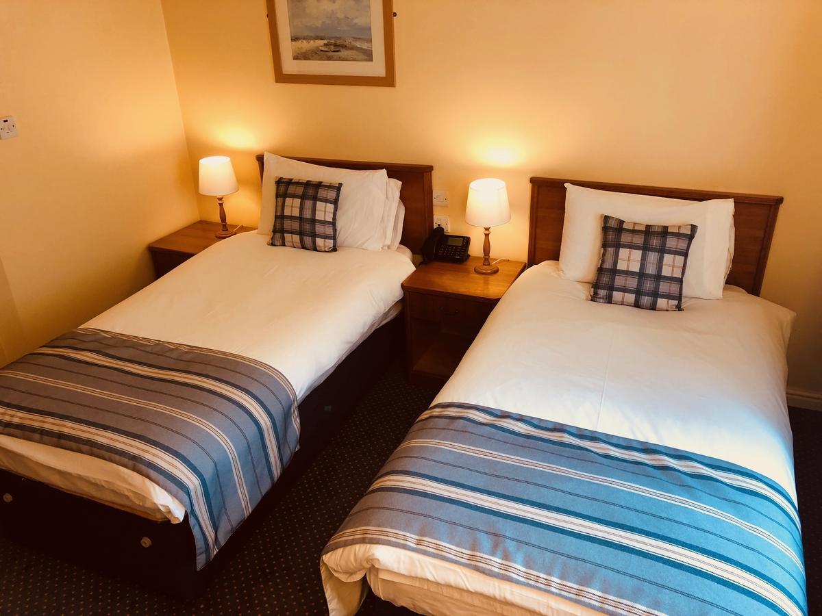 Stoneleigh Park Lodge Ashow Bagian luar foto